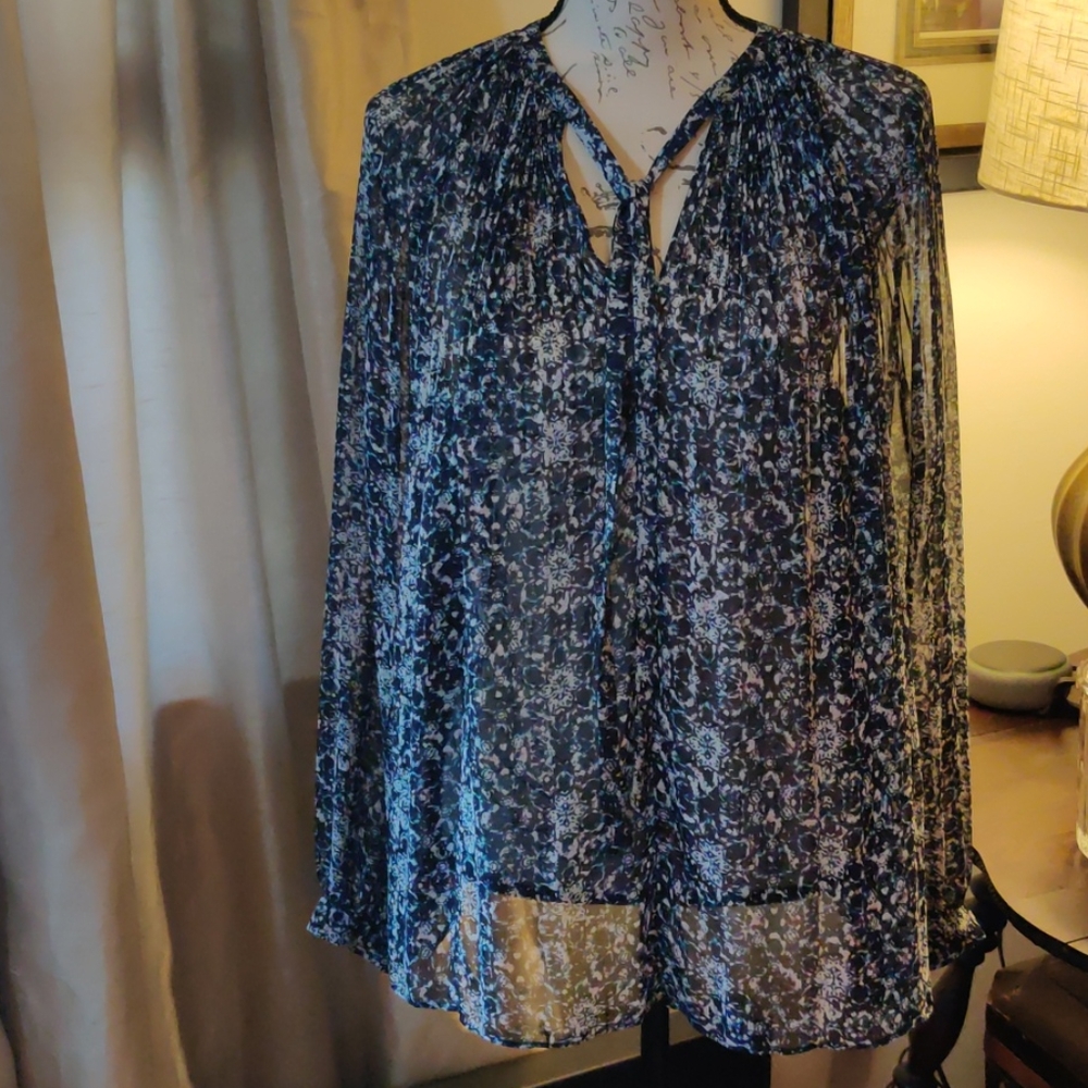 Jennifer Lopez Pesant Blouse